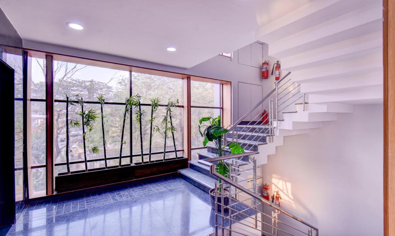 Treebo Admiral Suites New Usmanpura Aurangabad  Zewnętrze zdjęcie