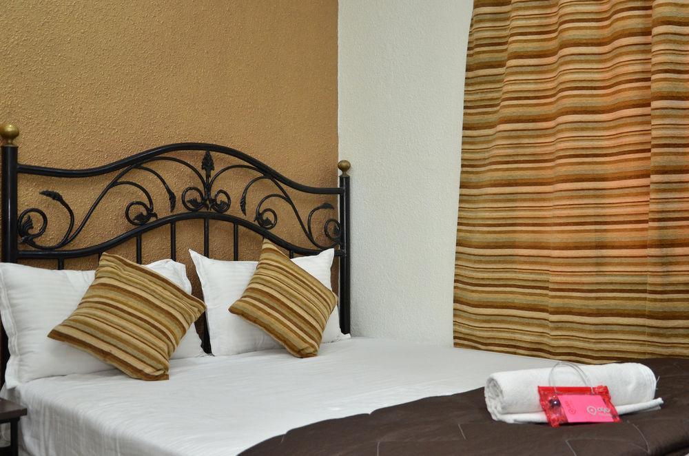 Treebo Admiral Suites New Usmanpura Aurangabad  Zewnętrze zdjęcie