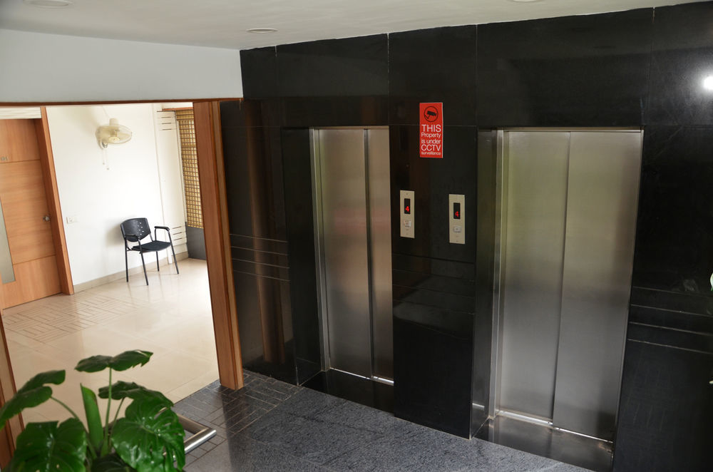 Treebo Admiral Suites New Usmanpura Aurangabad  Zewnętrze zdjęcie