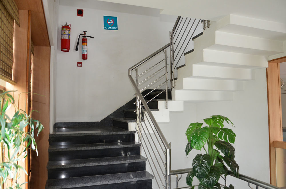 Treebo Admiral Suites New Usmanpura Aurangabad  Zewnętrze zdjęcie